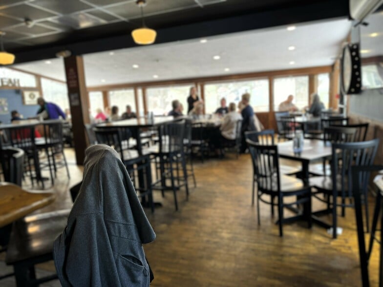 More Photos Of 4348 Seneca St, West Seneca Restaurant For Sale