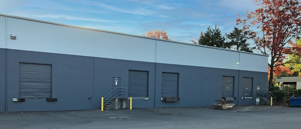 More Photos Of 19435-19439 SW 90th Ct, Tualatin Warehouse For Lease