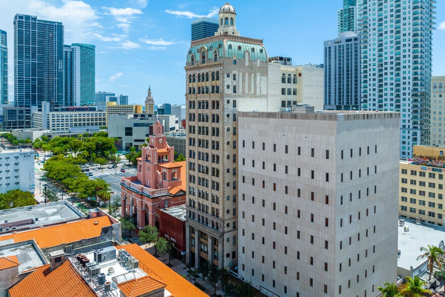 More Photos Of 117 NE 1st Ave, Miami Office For Lease
