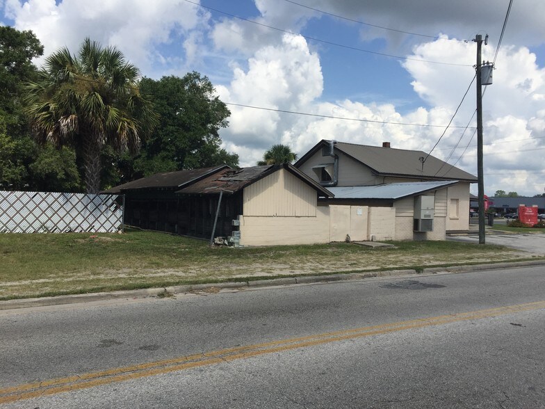 More Photos Of 3201 Crill Ave, Palatka Convenience Store For Sale