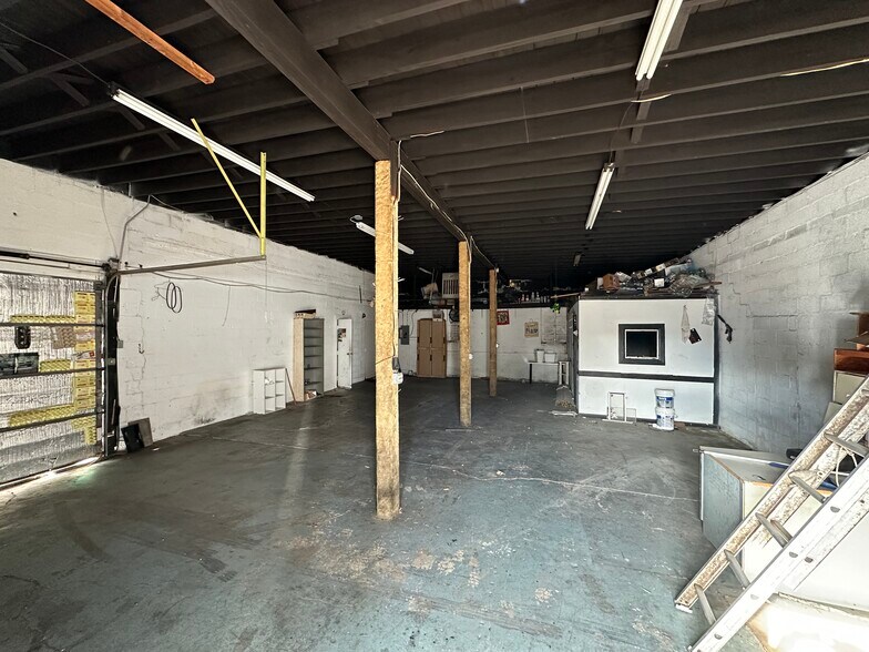 More Photos Of 10606 Warwick Blvd, Newport News General Retail For Sale