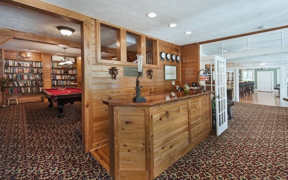 More Photos Of 107 N Broadway St, Fellsmere Hotel For Sale