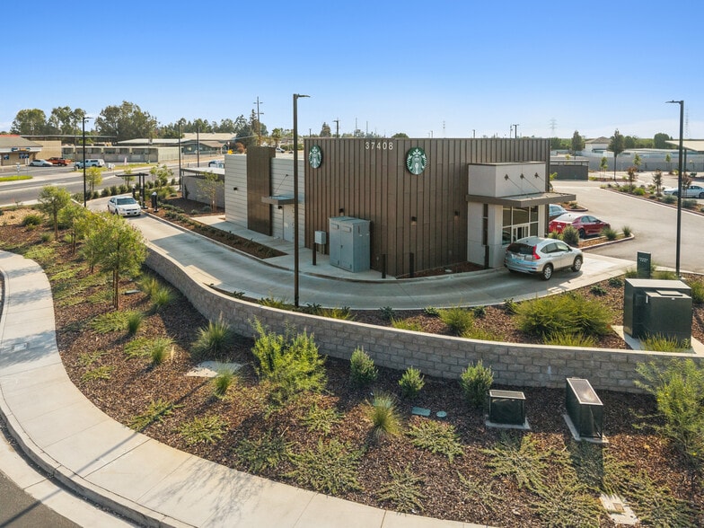 Primary Photo Of 37408 Avenue 12, Madera Freestanding For Sale