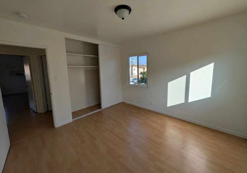 More Photos Of 7047 Fulton Ave, North Hollywood Apartments For Sale