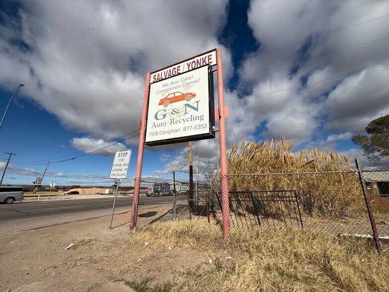 More Photos Of 7508 Doniphan Dr, Canutillo Auto Salvage Facility For Sale