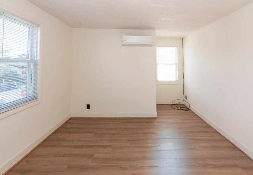 More Photos Of , Arbutus Multifamily For Sale