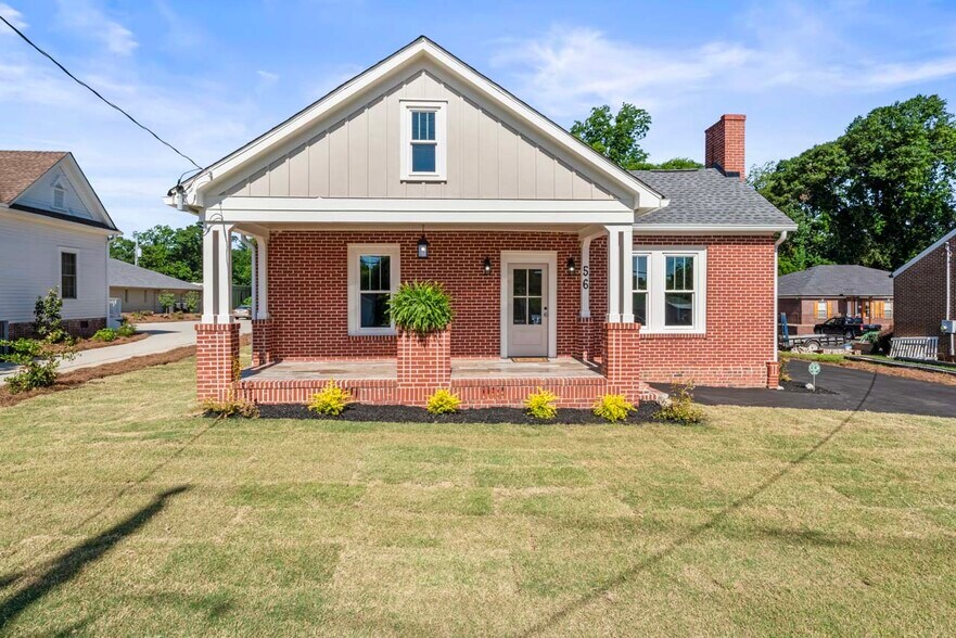 More Photos Of 56 Atlanta St, McDonough Office For Sale