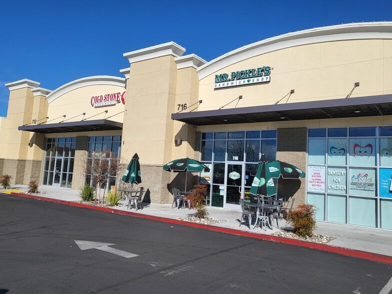 More Photos Of 700-720 W Onstott Rd, Yuba City Unknown For Lease