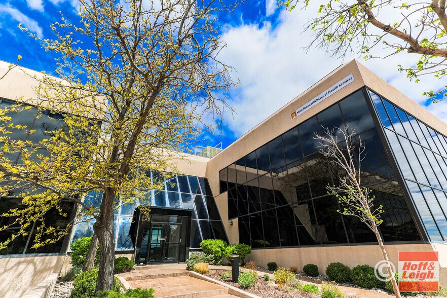 More Photos Of 660 Southpointe Ct, Colorado Springs Medical For Sale