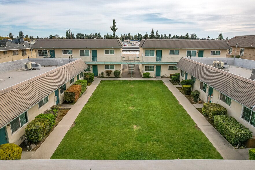 More Photos Of 1228 Jefferson Ave, Clovis Apartments For Sale