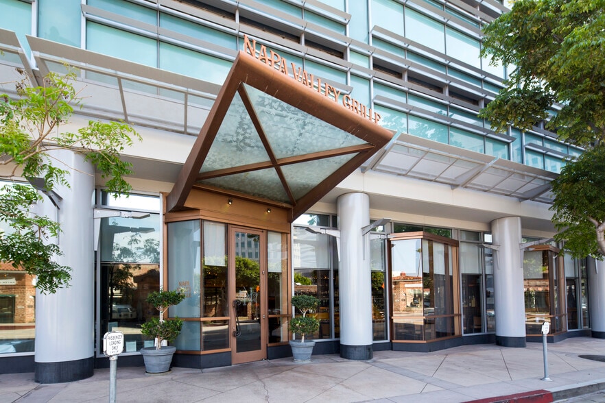 More Photos Of 1100 Glendon Ave, Los Angeles Coworking Space