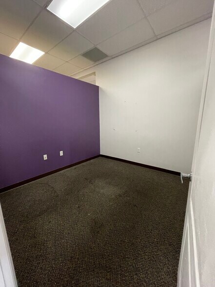 More Photos Of 686-728 Cheney Hwy, Titusville Unknown For Lease
