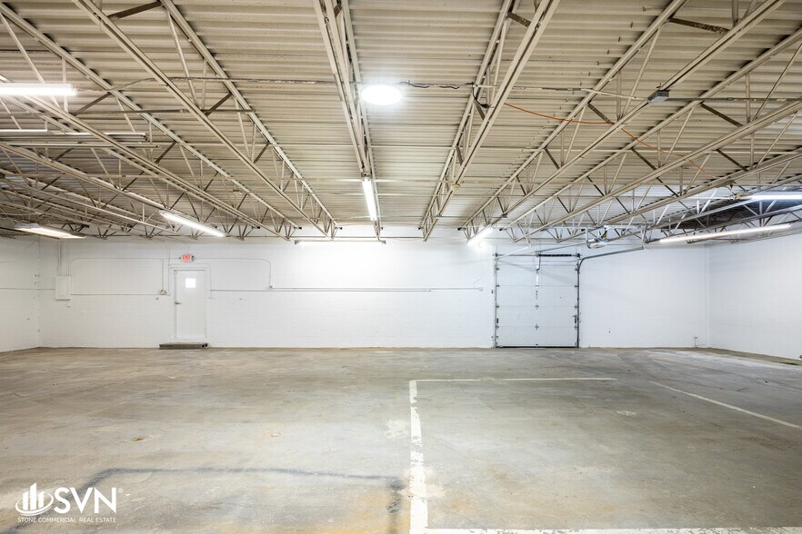 More Photos Of 1095 A Majaun Rd, Lexington Flex For Lease