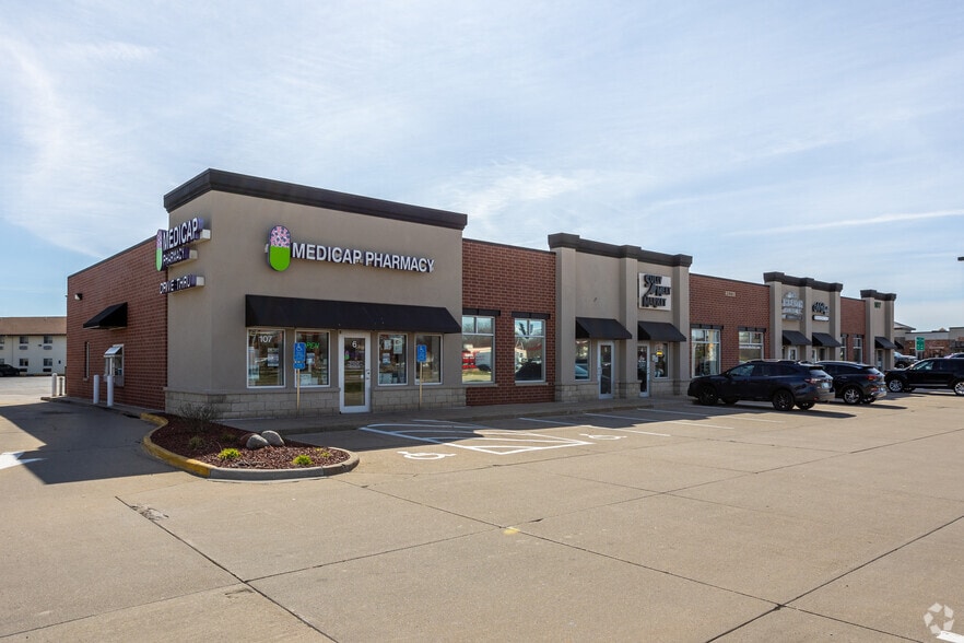 More Photos Of 107 NE Delaware Ave, Ankeny Unknown For Lease