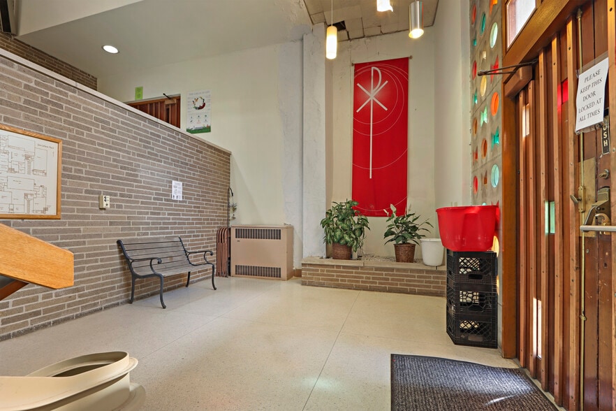 More Photos Of 2006 60th St, Kenosha Religious Facility For Sale