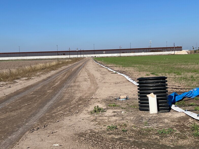 More Photos Of 271.62 Acs on West side of Pharr Intl. Bridge, Pharr Land For Sale