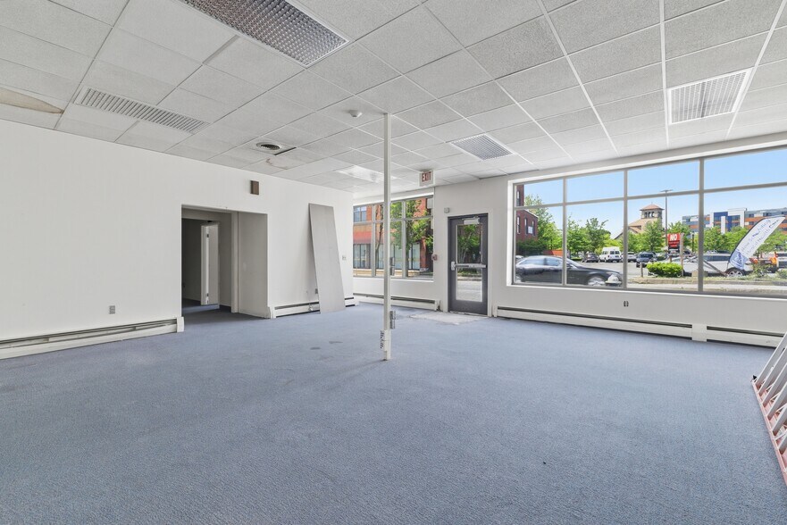 More Photos Of 32 Belmont St, Brockton Office For Lease