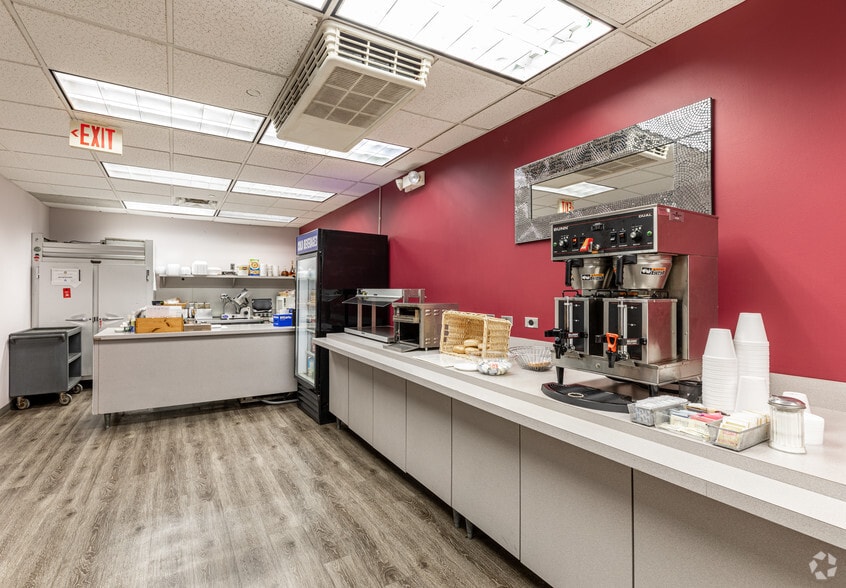 More Photos Of 300 Atrium Dr, Somerset Office For Lease