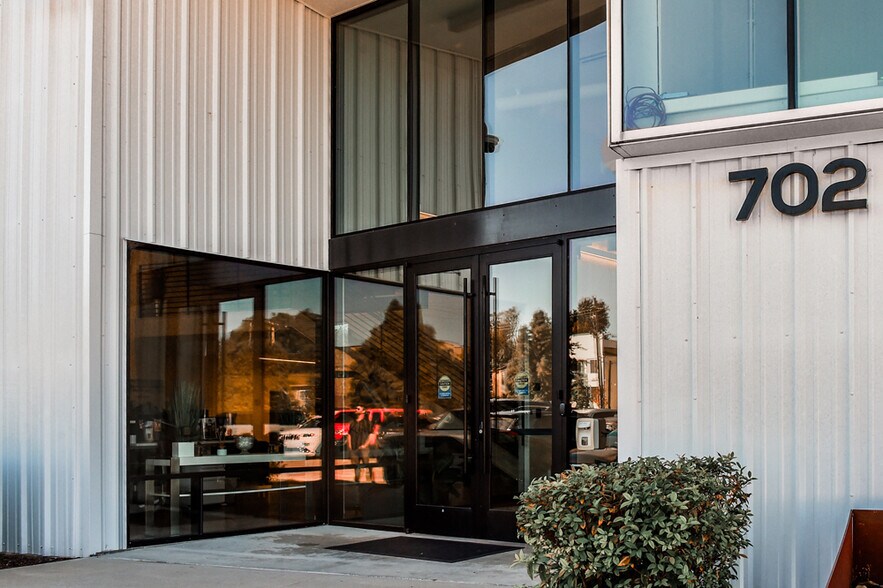 More Photos Of 700 SE 5th St, Bentonville Unknown For Sale