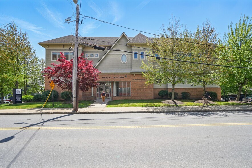 Primary Photo Of 91 Washington St, Taunton Medical For Lease
