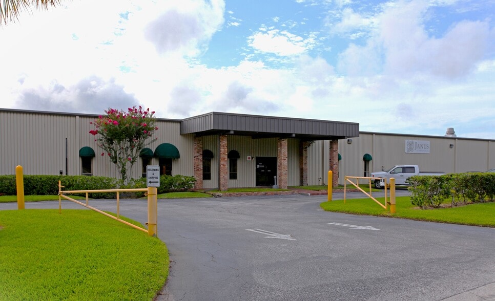 Primary Photo Of 10407 Rocket Blvd, Orlando Manufacturing For Lease