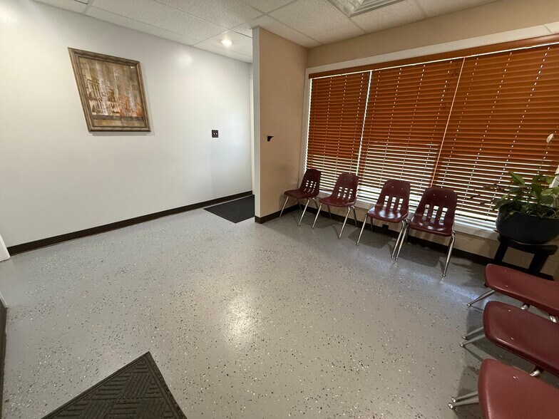 More Photos Of 206 S Church St, Union Office For Sale
