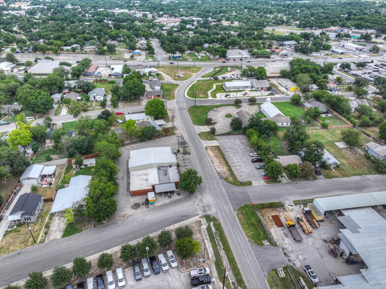 More Photos Of 1390 McQueeney Rd, New Braunfels Sports And Entertainment For Sale