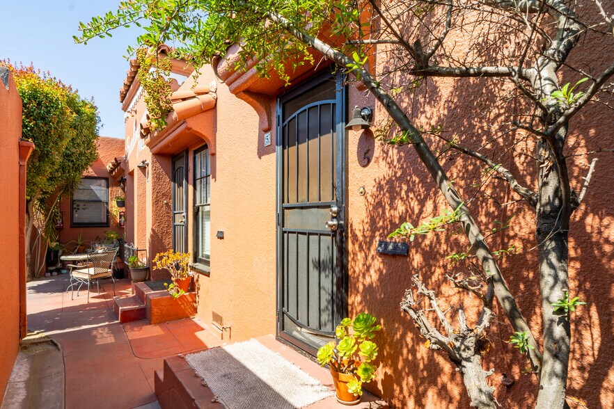 More Photos Of 2361-2367 30th St, San Diego Storefront Retail Residential For Sale