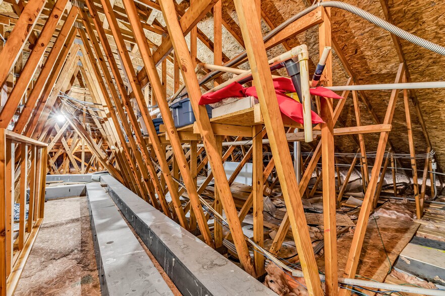 More Photos Of 732 Corylus Dr, Pataskala Carwash For Sale