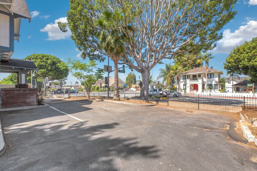 More Photos Of 6354 Painter Ave, Whittier Office Residential For Sale