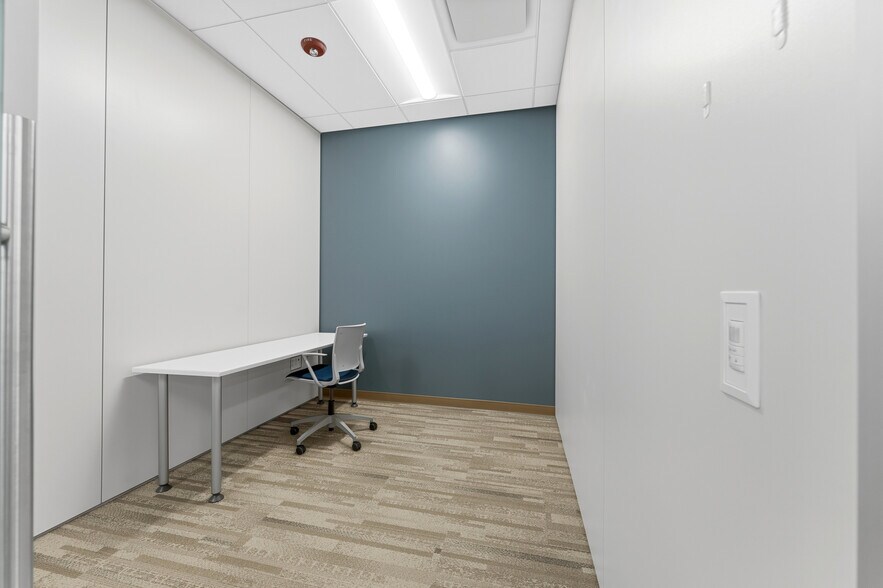 More Photos Of 423 Fortress Blvd, Morgantown Office For Sale