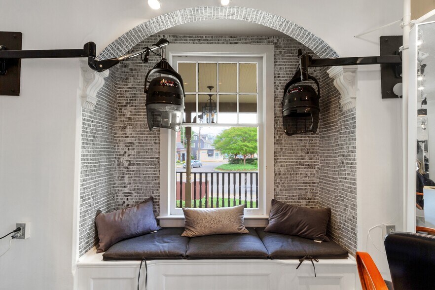 More Photos Of 41 Ellis St, Haddonfield Storefront Retail Office For Sale
