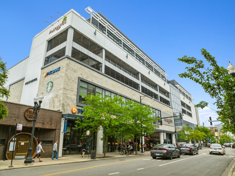 Primary Photo Of 3030 N Broadway St, Chicago Storefront For Sale