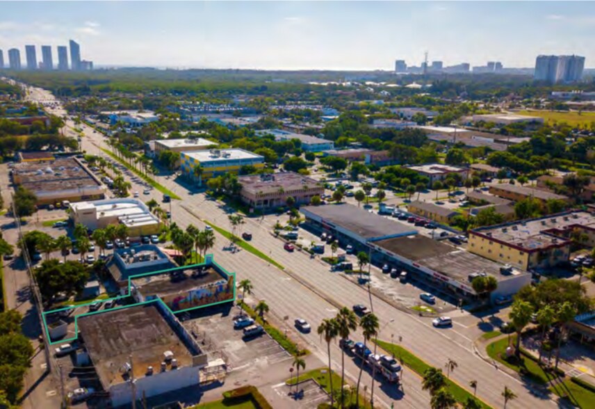 More Photos Of 1949 NE 163rd St, North Miami Beach Freestanding For Lease