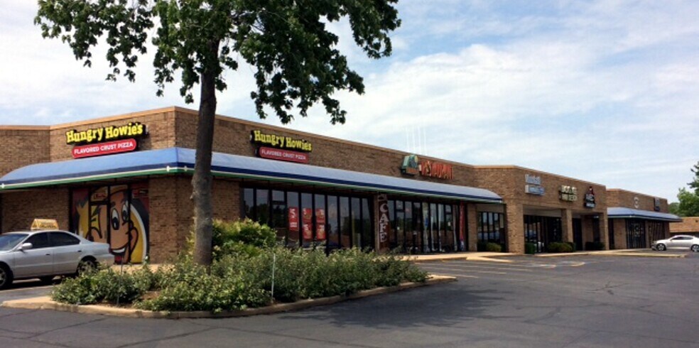 More Photos Of 6703-6709 E 81st St, Tulsa Unknown For Lease