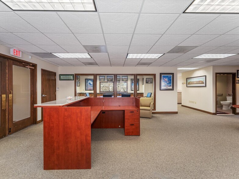 More Photos Of 1811 Superior St, Three Lakes Medical For Sale