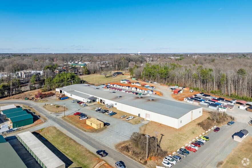 Primary Photo Of 200 Prospect Dr, Lexington Manufacturing For Sale