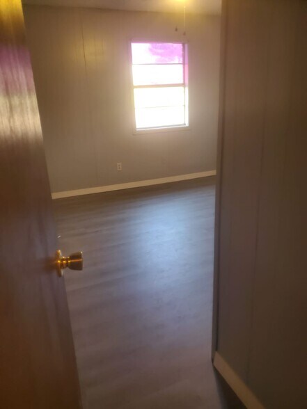 More Photos Of 2100-2108 Sidney St, Pine Bluff Apartments For Sale