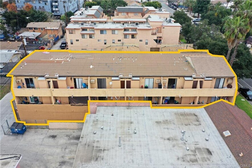 More Photos Of 709 E Chestnut Ave, Santa Ana Apartments For Sale