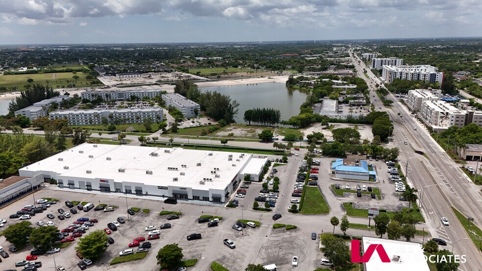 More Photos Of 27455 S Dixie Hwy, Homestead Storefront For Lease