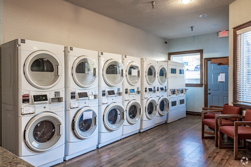 More Photos Of 360 Schaefer Dr, Branson Apartments For Sale