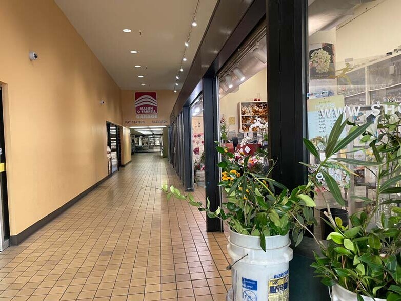 More Photos Of 325 Mason St, San Francisco Parking Garage For Lease