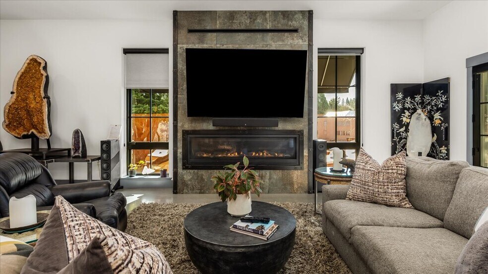 More Photos Of 224 Church St, Nevada City Office For Sale