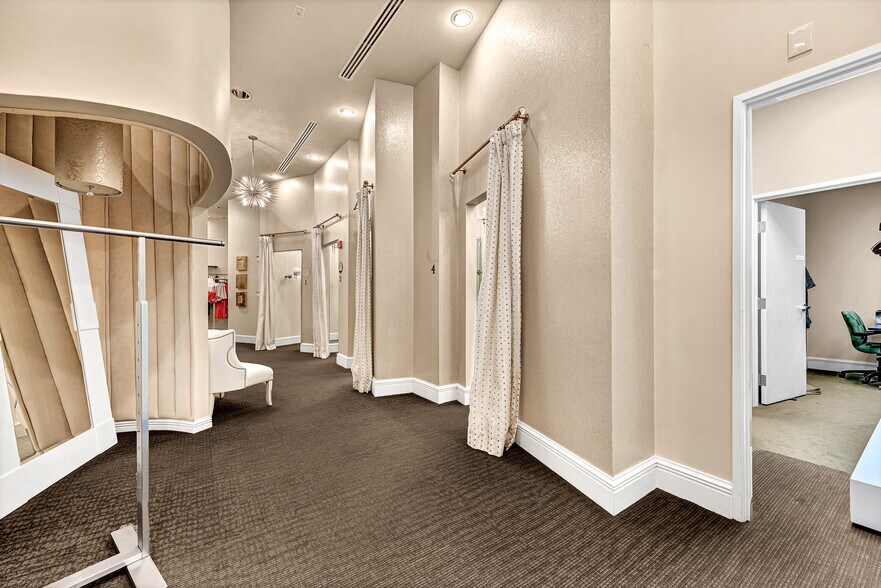 More Photos Of 1350 E Joyce Blvd, Fayetteville Freestanding For Sale