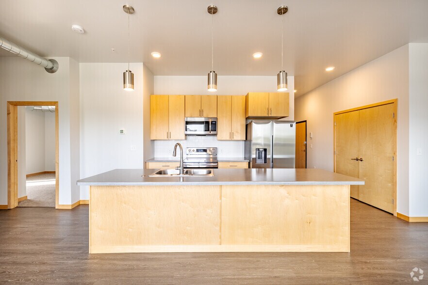 More Photos Of 103 Virginia St, Sioux City Apartments For Lease