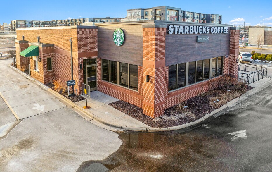 More Photos Of 2700 39th Ave NE, Saint Anthony Unknown For Sale