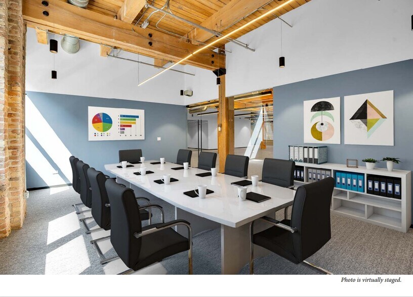 More Photos Of 314 W Superior St, Chicago Loft Creative Space For Lease