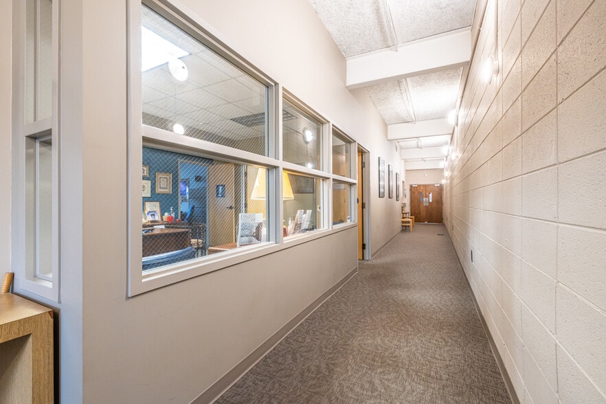 More Photos Of 1790 Lavista Rd NE, Atlanta Specialty For Lease