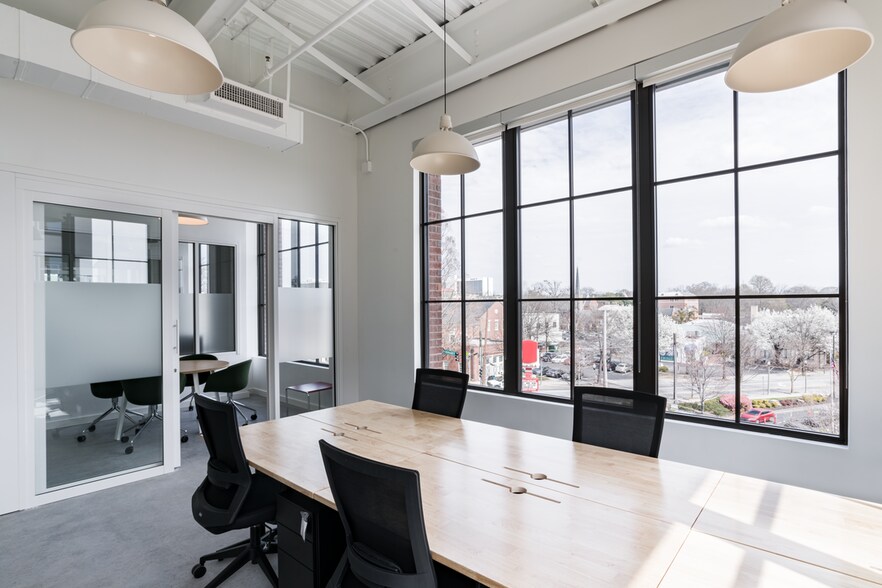 More Photos Of 120 W Trinity Pl, Decatur Coworking Space