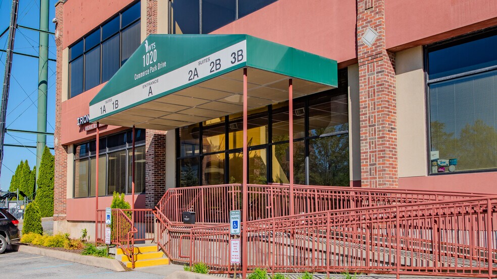 More Photos Of 1020 Commerce Park Dr, Williamsport Flex For Lease